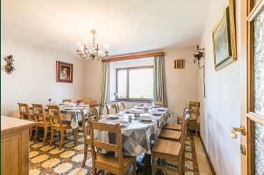 Holiday home in Houffalize for 15 people in the Ardennes