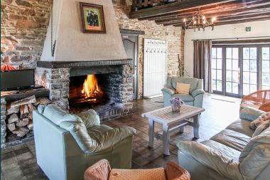 Holiday cottage in Houffalize for 16 persons in the Ardennes