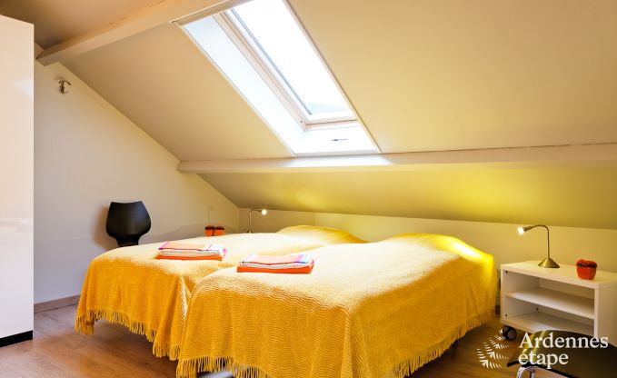 Welcoming holiday house with wellness room for 12 pers. in Houffalize