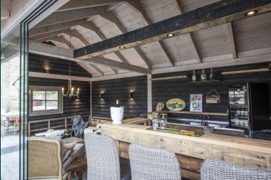 Luxury villa in Houffalize for 18 persons in the Ardennes