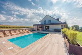 Luxury villa with swimming pool for rent in Houffalize for 10/12