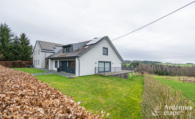 luxury villa in Houffalize: accommodation for 18 people with pool, sauna, and private garden in the Ardennes