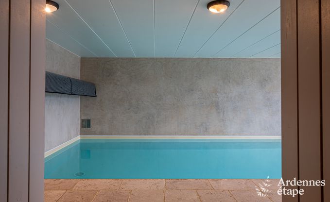 Luxury villa in Houffalize: accommodation for 22 people with pool, sauna, and garden in the Ardennes