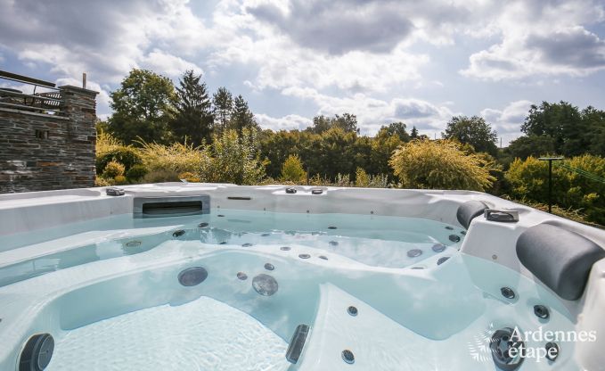 Holiday cottage in Houffalize for 23 persons in the Ardennes