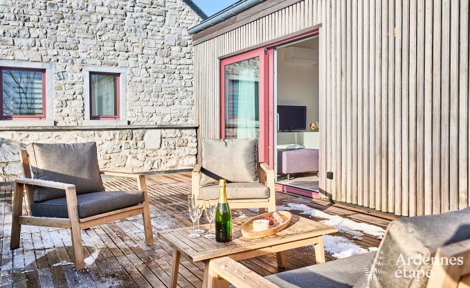 Cosy holiday home in Houyet: absolute calm for 4 people with a view of the Ardenne