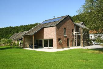 Holiday cottage in Jalhay for 18 persons in the Ardennes