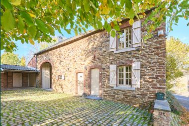 Holiday cottage in Jalhay for 9 persons in the Ardennes