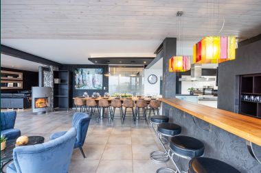 Spacious luxury villa for 14 people in Jalhay, High Fens