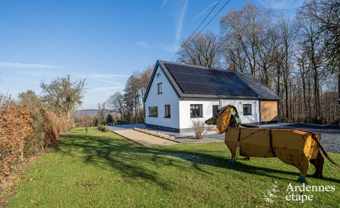 Holiday home in Jalhay: comfort for 8 people, close to Spa and forest edge