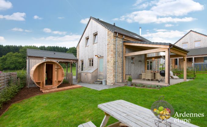 Cosy and modern 4-star holiday cottage with sauna to rent in La Roche
