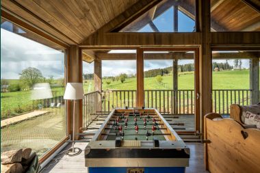 Dog-friendly chalet in La Roche-en-Ardenne, ideal for families