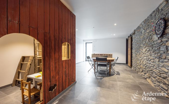 Charming holiday home in La Roche-En-Ardenne for 7 people with wellness, private garden and cycling facilities