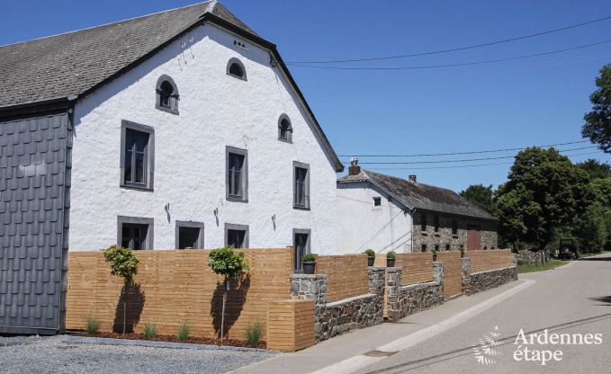 Charming holiday home in La Roche-En-Ardenne for 7 people with wellness, private garden and cycling facilities