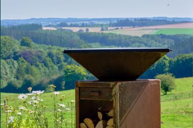 Modern holiday home in La Roche-en-Ardenne with garden and terrace