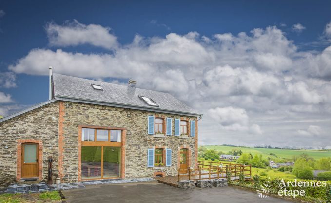 Former farmhouse transformed into a 4-star cottage for 13 people in La Roche-en-Ardenne