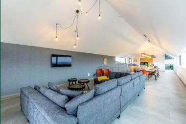 Luxury villa in La Roche en Ardenne for 14 persons in the Ardennes