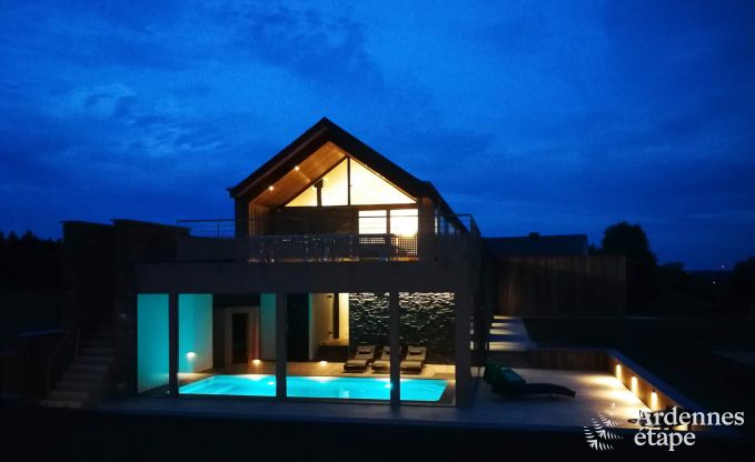 Sumptuous villa for 14 people with indoor pool in La Roche-en-Ardenne