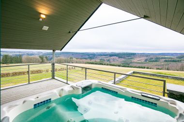 Luxury villa in La Roche en Ardenne for 14/15 persons in the Ardennes