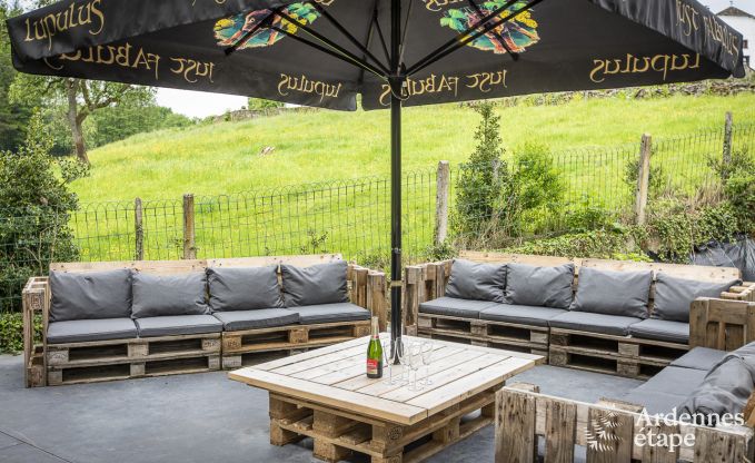 Deluxe holiday home for rent for 15 persons near La-Roche-en-Ardenne