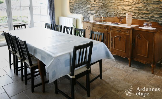 Nice and spacious 3 star holiday cottage for 10 people to rent in La Roche