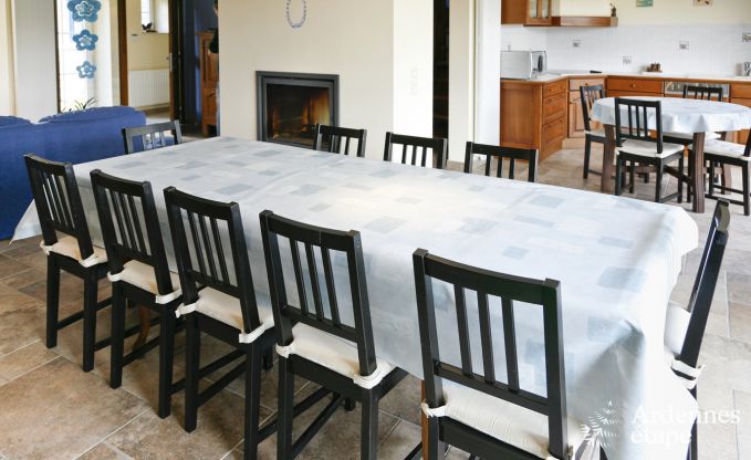 Nice and spacious 3 star holiday cottage for 10 people to rent in La Roche