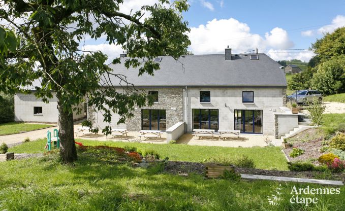 Cosy holiday house for 20 persons to rent in La-Roche-en-Ardenne