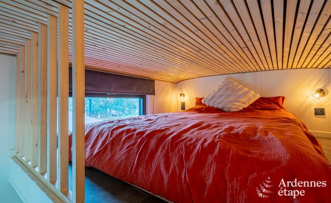 Charming tiny house for 4 people in Lglise with kitchenette, wood stove and private garden