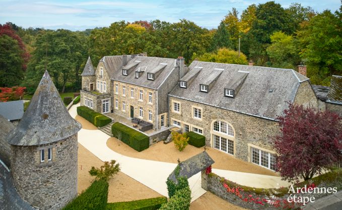 Castle in Libin: elegant accommodation for 40 people with extensive facilities