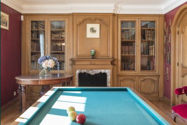 Castle in Libramont-Chevigny for 48 persons in the Ardennes