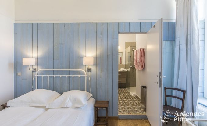 Castle in Libramont-Chevigny for 48 persons in the Ardennes