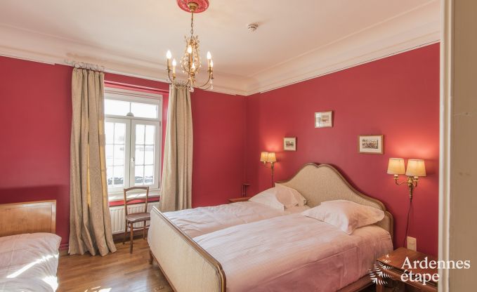 Castle in Libramont-Chevigny for 48 persons in the Ardennes