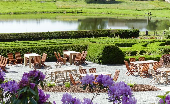 Castle in Libramont-Chevigny for 22 persons in the Ardennes