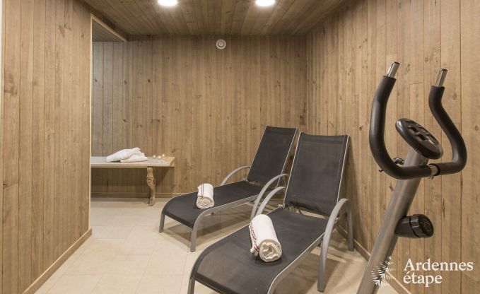 Castle in Libramont-Chevigny for 48 persons in the Ardennes