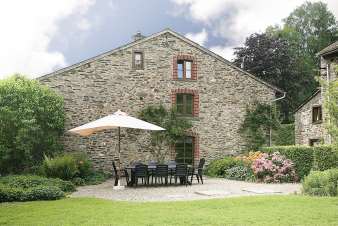 Charming farmhouse for 8 guests in Lierneux