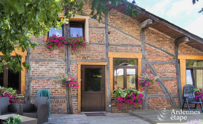 Bicentenary holiday cottage to rent for a stay in Lierneux