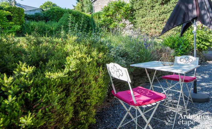 Comfortable holiday home for 2 guests with a view for rent in Lierneux