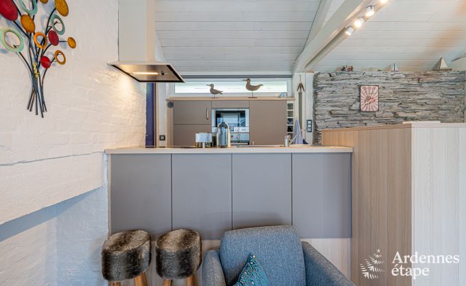 Romantic stay in Lierneux in the Ardennes: Charming holiday home with large jacuzzi, sauna and swimming pool for couples.