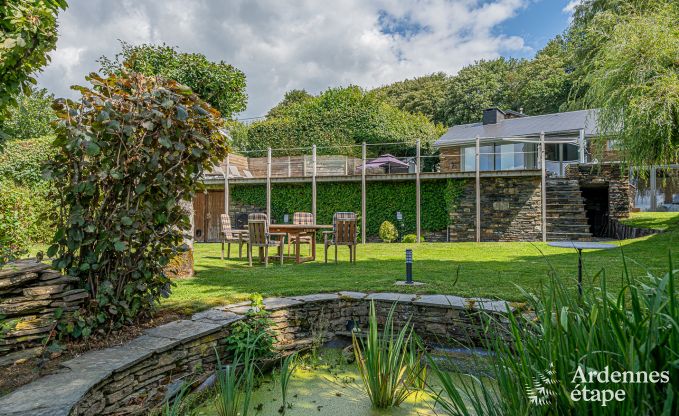 Romantic stay in Lierneux in the Ardennes: Charming holiday home with large jacuzzi, sauna and swimming pool for couples.