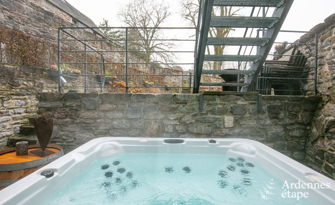 Holiday cottage in Limbourg for 13 persons in the Ardennes