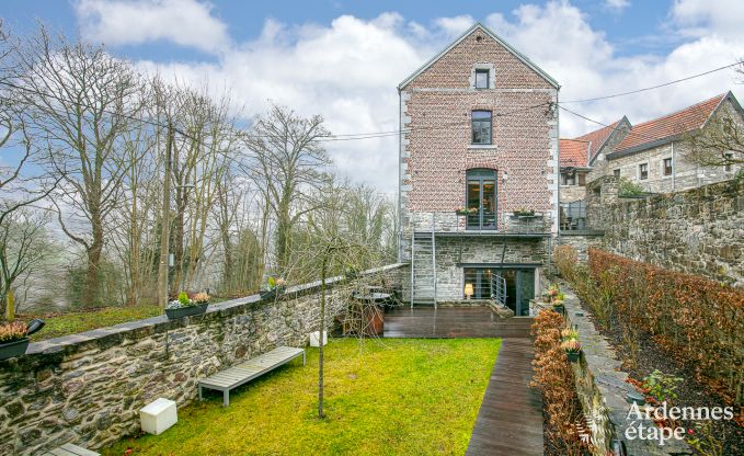 Holiday cottage in Limbourg for 13 persons in the Ardennes