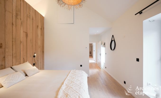 Comfortable holiday villa for 14 in Limburg, Ardennes