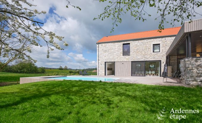 Comfortable holiday villa for 14 in Limburg, Ardennes