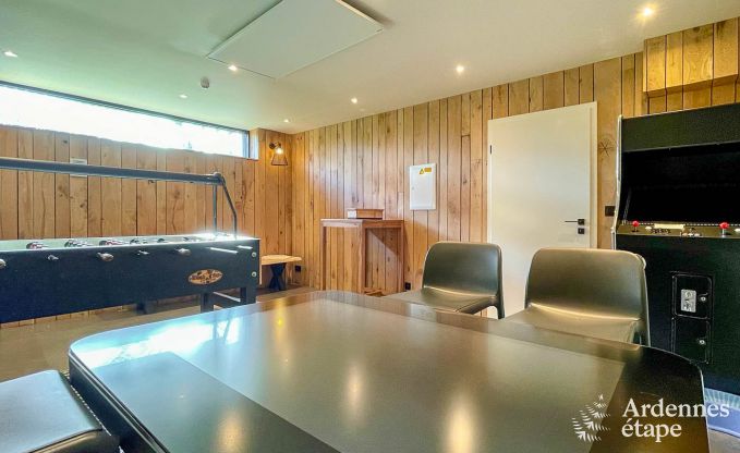 Comfortable holiday villa for 14 in Limburg, Ardennes