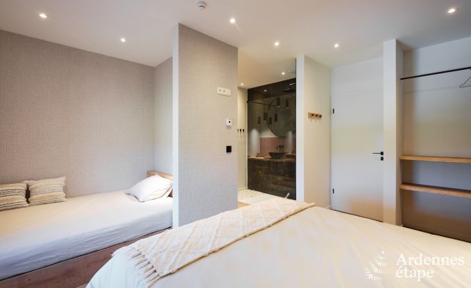 Comfortable holiday villa for 14 in Limburg, Ardennes