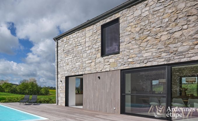 Comfortable holiday villa for 14 in Limburg, Ardennes