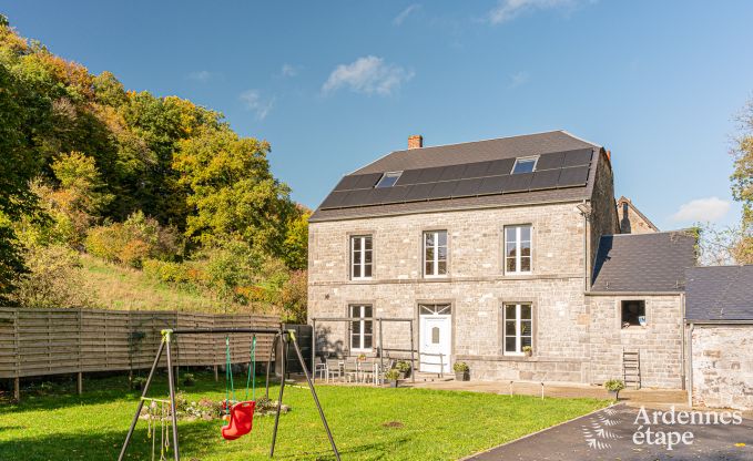 Holiday home for 10 people in Lompret in the Ardennes