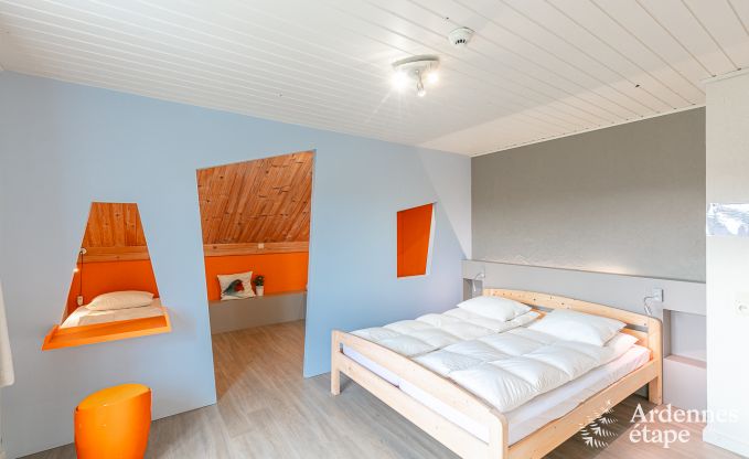 Pleasant holiday cottage for 22 persons with wellness area in Malmedy