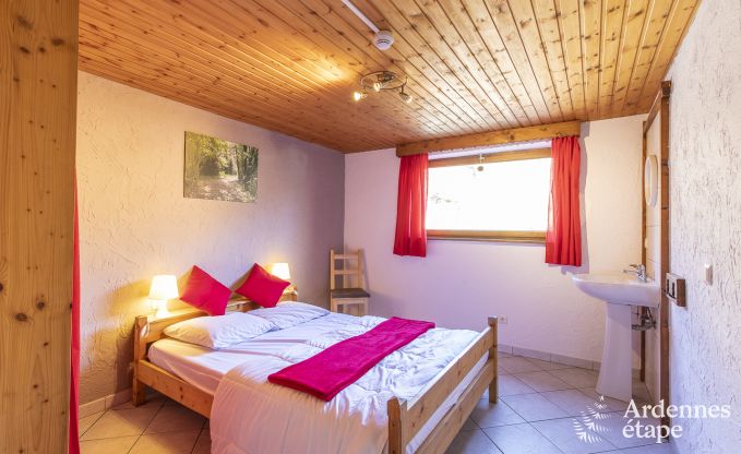 Holiday home with sauna to rent for 16 p. in the Ardennes (Malmedy)