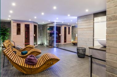 Holiday cottage with sauna, jacuzzi, games and beautiful views over the hills of Malmedy for 6/8 persons in the Ardennes