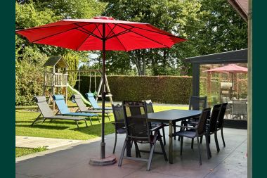 Holiday cottage with sauna, jacuzzi, games and beautiful views over the hills of Malmedy for 6/8 persons in the Ardennes